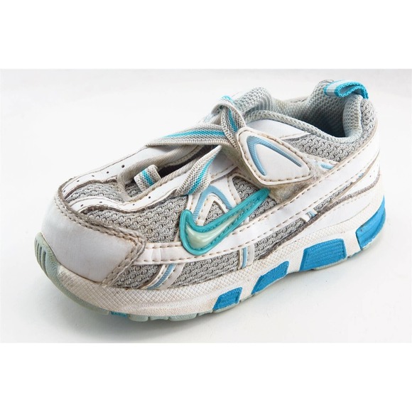 Nike White Synthetic Athletic Toddler‎ Girls Sz 6 - Picture 1 of 6